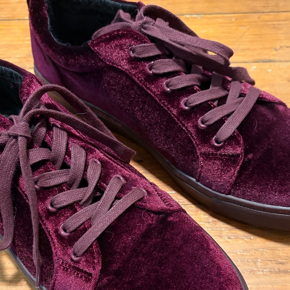 Steve Madden Velvet Sneakers Men’s 11 - Picture 4 of 8
